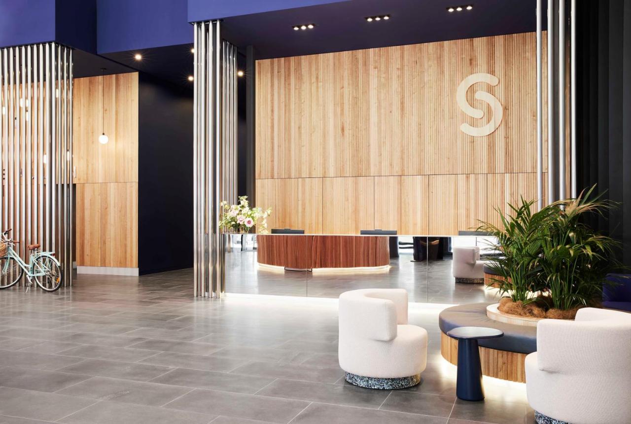 Scape Living At Franklin Hotell Melbourne Exteriör bild