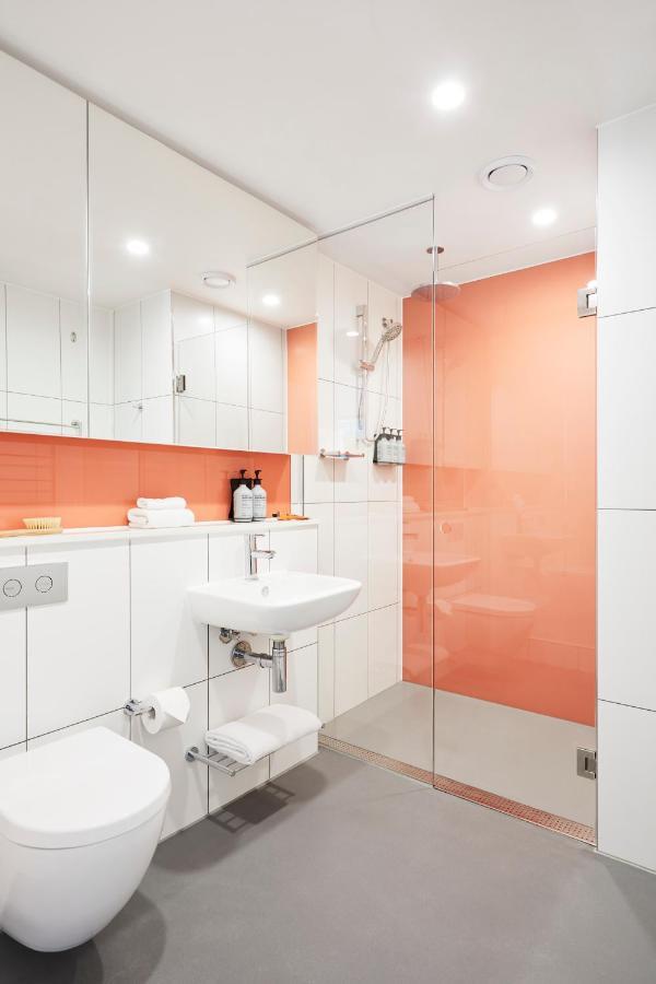 Scape Living At Franklin Hotell Melbourne Exteriör bild